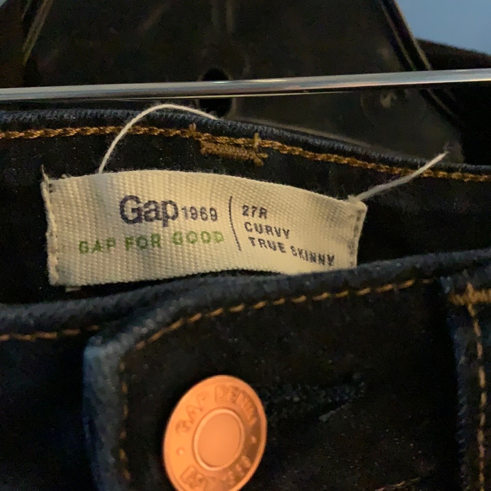 Gap Dark Wash True Curvy Skinny Jeans 27R